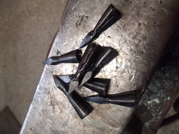HAND FORGED bodkin TYPE 10 arrowhead 6 pack