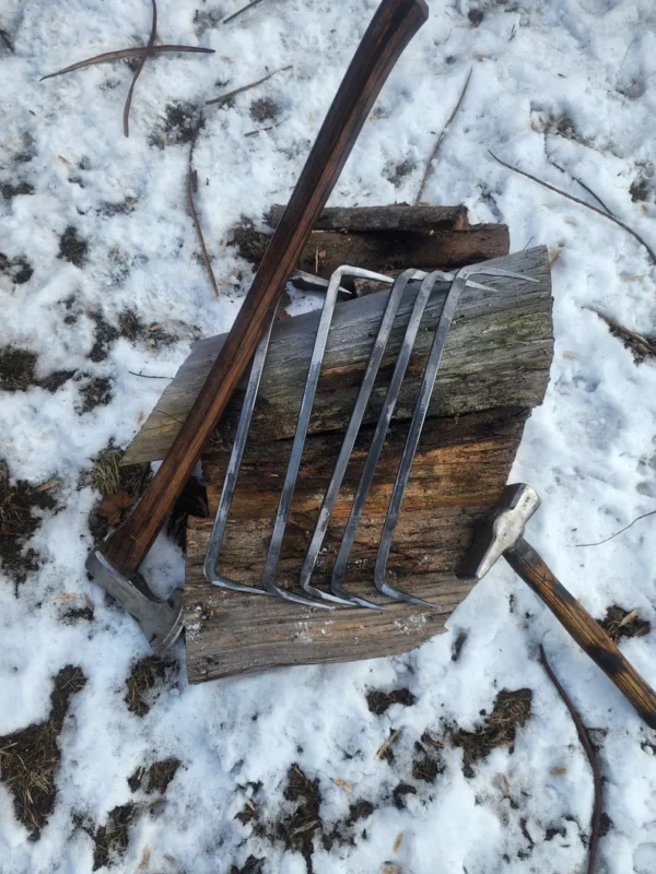 hand forged LOG DOGS 5 pack - Image 3